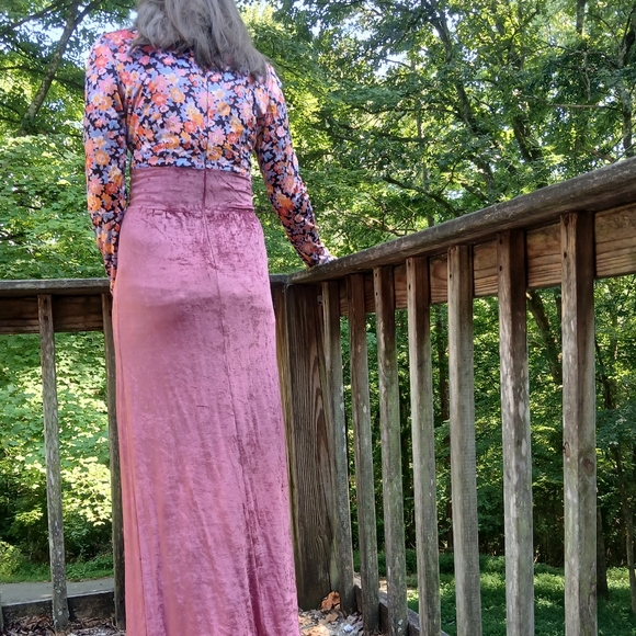Custom vintage floral velvet maxi dress - Picture 6 of 6